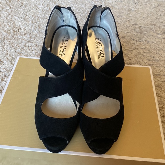 Michael Kors Leather Platforms - Picture 2 of 7